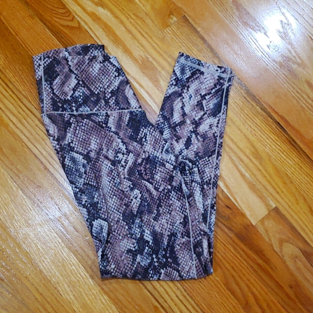 Aerie Leggings,Snake print♡L
